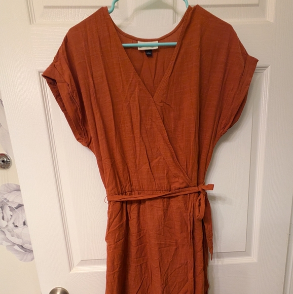 Universal Thread wrap dress - Picture 2 of 5